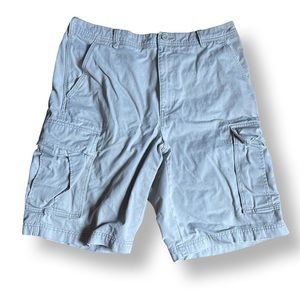 Men’s Hollister Brand Khaki Beige Cargo Shorts Size 33